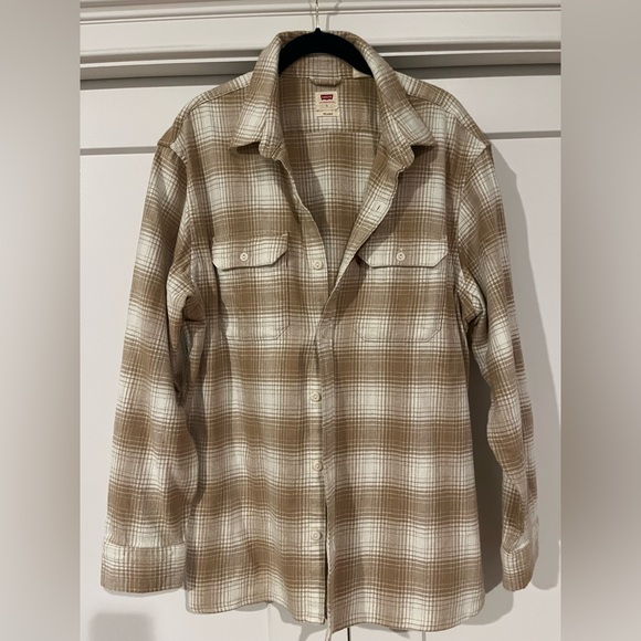 Levis thick flannel - Picture 1 of 3